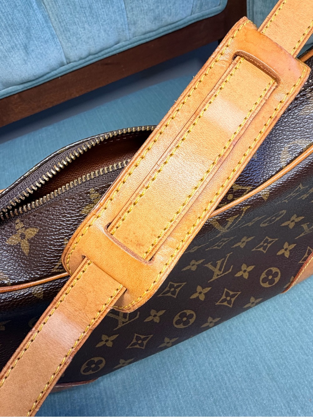 Louis Vuitton Vintage Boulogne Brown Monogram Canvas Shoulder Bag - Classic LV - Picture 12 of 16